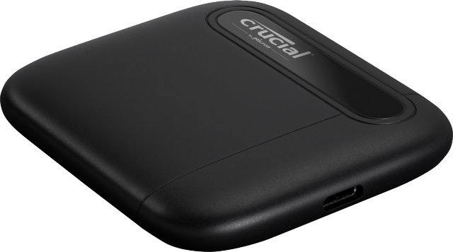Nous avons testé le Crucial X6, un SSD portable de 4 To à un